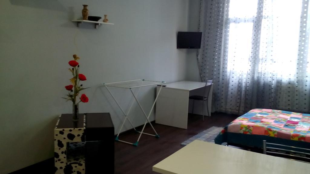 Apartlux On Dekabrskikh Sobytiy Apartment Irkutsk Ngoại thất bức ảnh